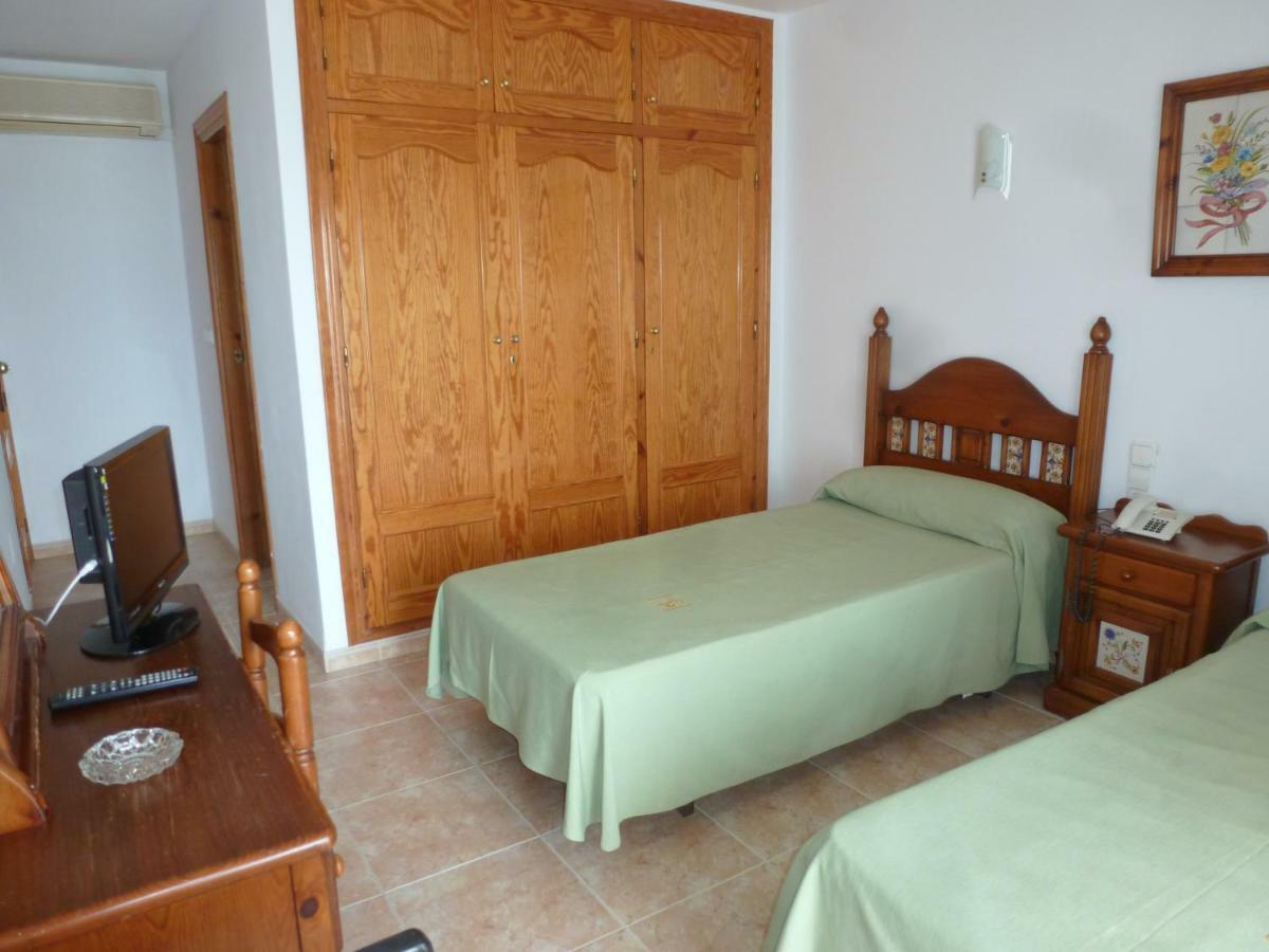Hostal Cortés Garrucha Exterior foto